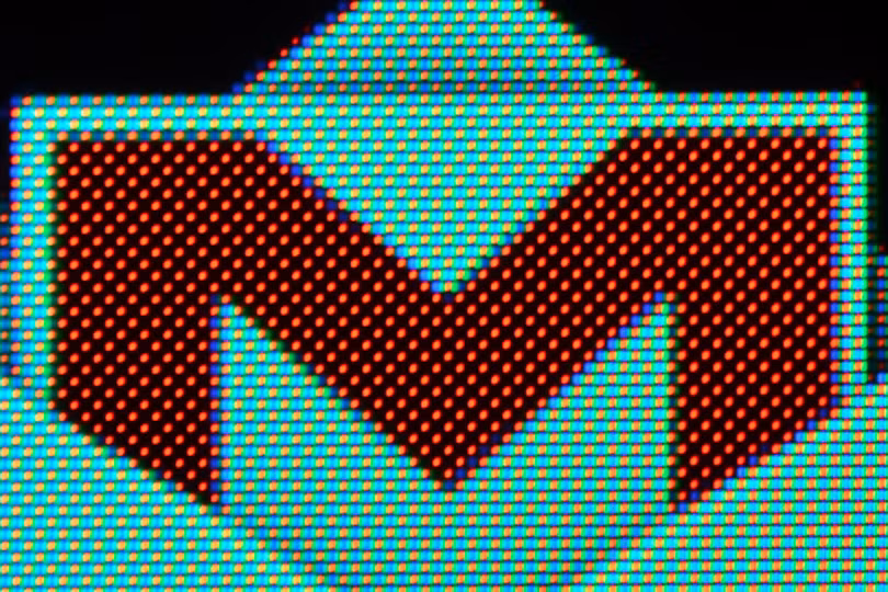 Google từng cam kết sẽ đảm bảo quyền riêng tư cho người dùng Gmail nhưng kết quả điều tra của WSJ cho thấy điều ngược lại. (ảnh: Vox)