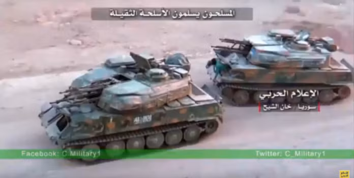 Hai chiếc xe Shika, lực lượng Hồi giáo cực đoan giao trả cho quân đội Syria