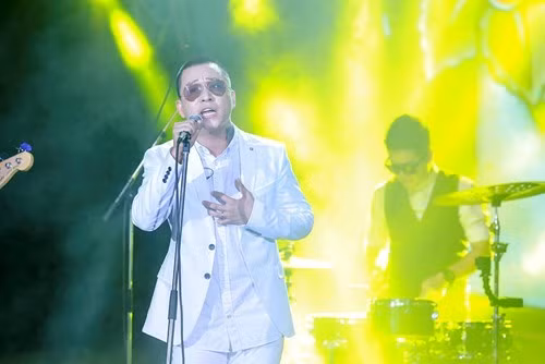 Sao Việt: Từ 'xướng ca' đến những ông hoàng, bà chúa... ảnh 1 Từ 'xướng ca' đến những ông hoàng, bà chúa... - ảnh 1