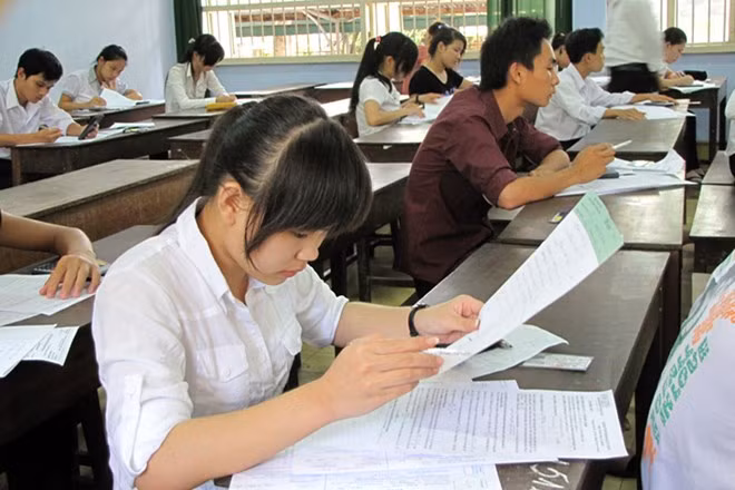 Hôm nay hơn một triệu thí sinh chính thức bước vào môn thi đầu tiên kỳ thi THPT quốc gia