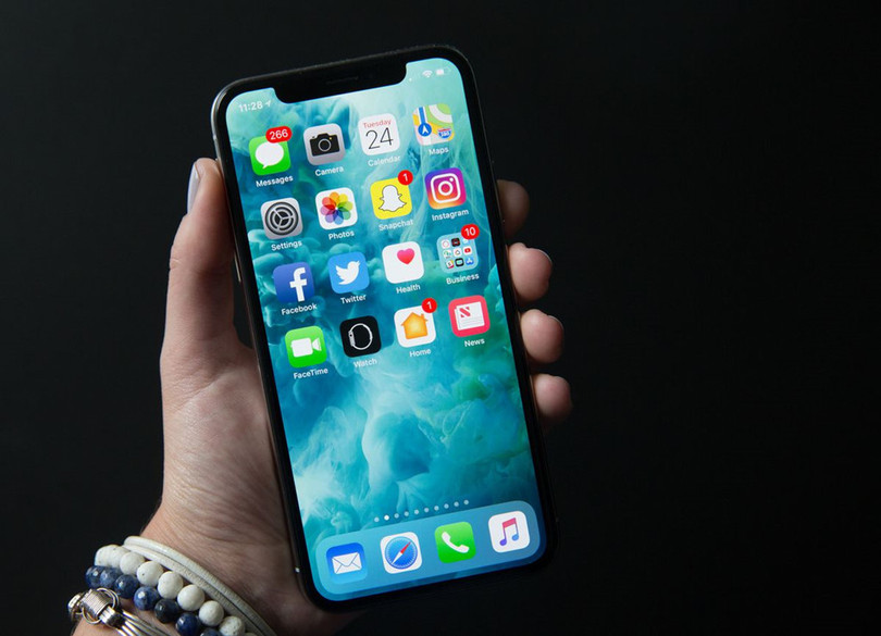 Apple đã làm ra chiếc iPhone X như thế nào? ảnh 4 Apple da lam ra chiec iPhone X nhu the nao? hinh anh 5