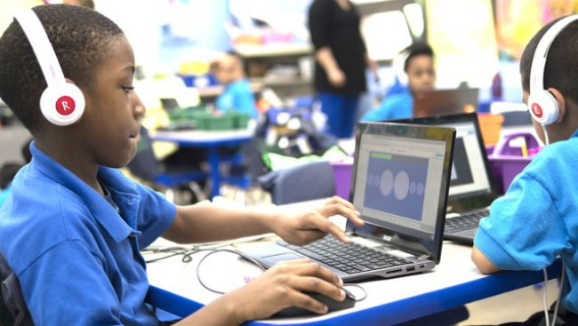 Tại sao Steve Jobs và Bill Gates nghiêm khắc cấm con mình sử dụng đồ công nghệ? ảnh 2 Tại sao Steve Jobs và Bill Gates nghiêm khắc cấm con mình sử dụng đồ công nghệ? - 3