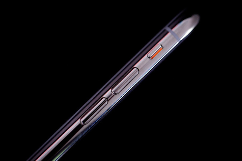 Apple đã làm ra chiếc iPhone X như thế nào? ảnh 3 Apple da lam ra chiec iPhone X nhu the nao? hinh anh 4