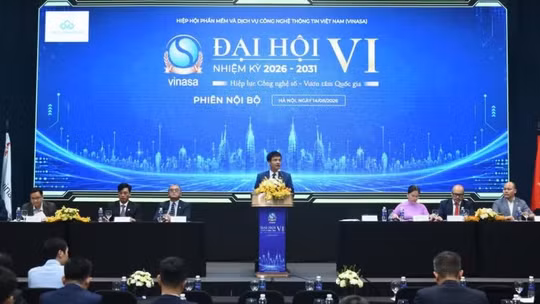 Ông Nguyễn Văn Khoa, Tổng giám đốc Công ty cổ phần FPT, tiếp tục được tín nhiệm giữ chức chủ tịch VINASA. (Ảnh: VINASA)