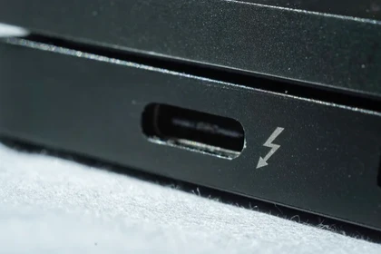Cổng Thunderbolt có tương thích với USB-C không. Ảnh: BGR.