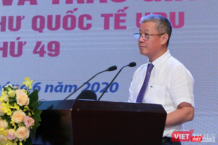 Thứ trưởng Bộ TT&TT Nguyễn Thành Hưng phát biểu cảm nghĩ tại Lễ trao giải UPU 49 năm 2020.