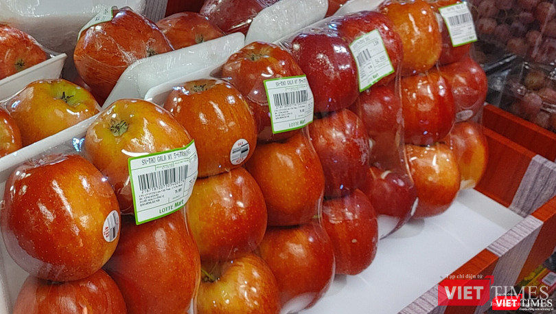 Thực phẩm nhập khẩu đều phải khai báo thông tin, truy xuất dưới dạng mã code. Thực phẩm nhập khẩu đều phải khai báo thông tin, truy xuất dưới dạng mã code.