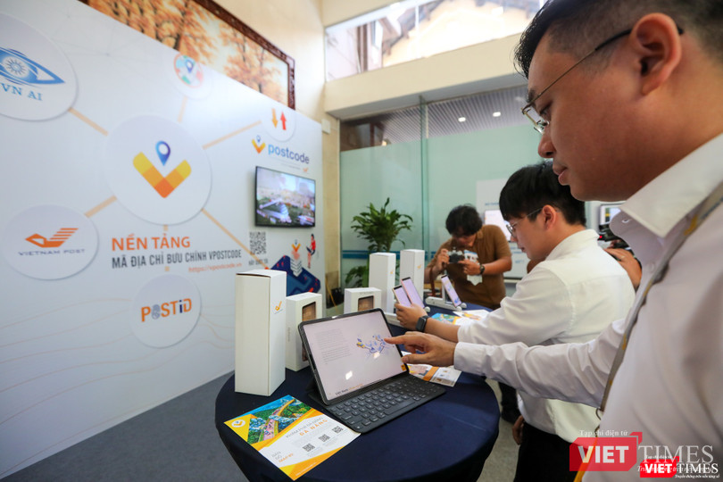 Sơ kết 6 tháng đầu năm, Bộ TT&TT cũng như toàn ngành đã thu được những kết quả tích cực, được Đảng và Nhà nước ghi nhận trên tất cả các lĩnh vực. Ảnh: Minh Sơn