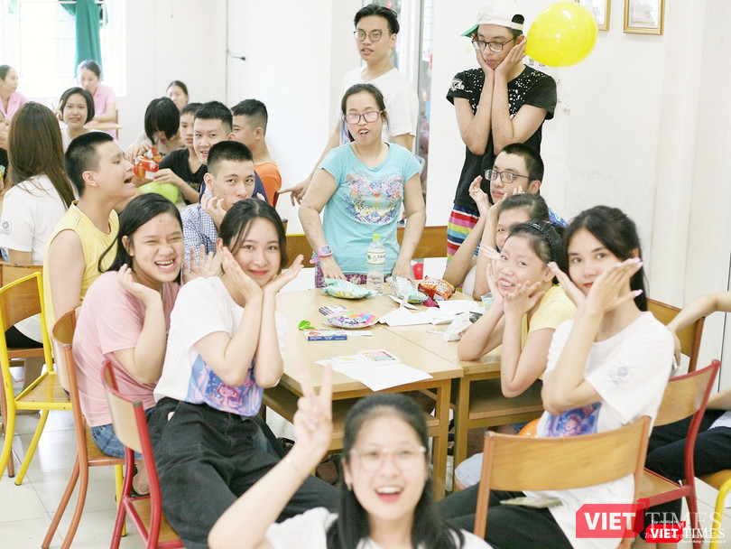 Dự án mang đến nhiều hoạt động thú vị cho các em nhỏ kém may mắn.