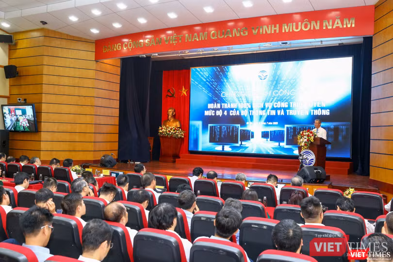 Hội nghị Sơ kết 6 tháng đầu năm của ngành Thông tin và Truyền thông được tổ chức theo hình thức trực tuyến tại 66 điểm cầu trên cả nước. Ảnh: Minh Sơn