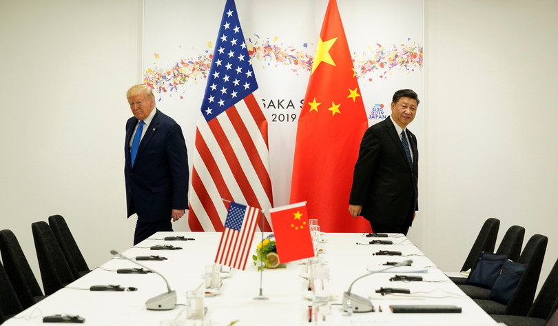 Tổng thống Trump và Chủ tịch Tập rời khỏi cuộc họp song phương tổ chức bên lề Hội nghị thượng đỉnh G20 tổ chức tại Osaka, Nhật Bản (Ảnh: SCMP) Tổng thống Trump và Chủ tịch Tập rời khỏi cuộc họp song phương tổ chức bên lề Hội nghị thượng đỉnh G20 tổ chức tại Osaka, Nhật Bản (Ảnh: SCMP)