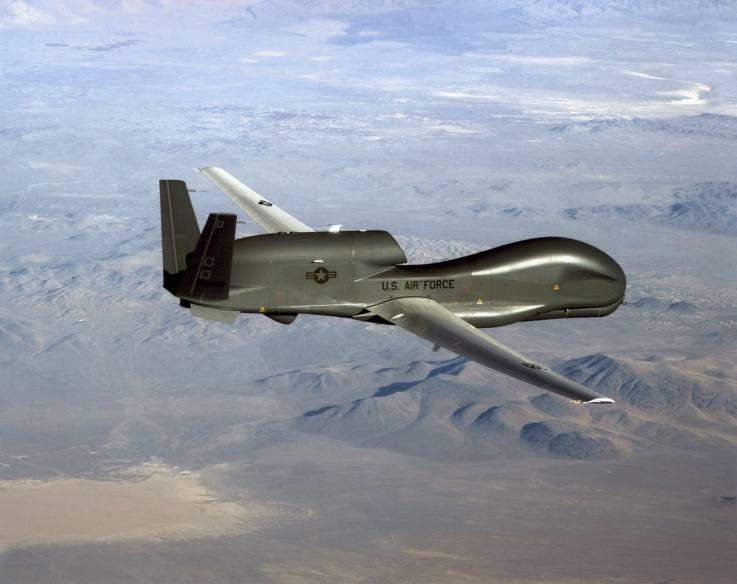 Máy bay do thám không người lái RQ-4 Global Hawk của hải quân Mỹ bị bắn hạ mới đây (Ảnh: Newsweek)