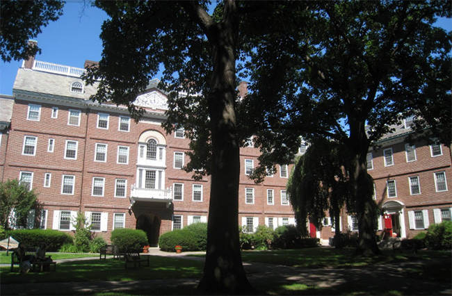 "Biên niên sử" Facebook qua ảnh ảnh 1