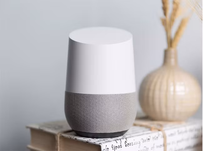 Google đang rục rịch phiên bản loa mini Google Home ảnh 1