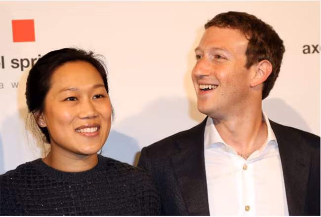 "Biên niên sử" Facebook qua ảnh ảnh 32