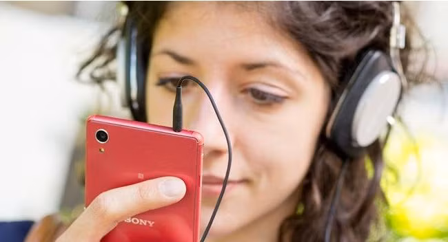 Làm thế nào để tải nhạc về máy từ trên Youtube? (ảnh Tech Adviser)