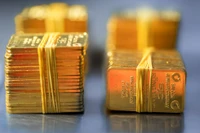 Giá vàng SJC hôm nay hơn 182 triệu đồng/lượng