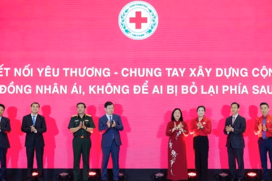 Agribank ủng hộ 20 tỷ đồng hưởng ứng Tháng Nhân đạo năm 2026