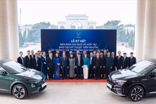 Đại diện 30 trường Đại học, Cao đẳng hợp tác cùng VinFast để chuẩn hoá chương trình và chất lượng đào tạo kỹ sư ô tô điện
