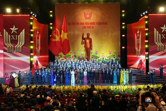 Bà Nguyễn Thị Nga - Chủ tịch Tập đoàn BRG tham dự chuỗi sự kiện của Đại hội Thi đua yêu nước toàn quốc lần thứ XI