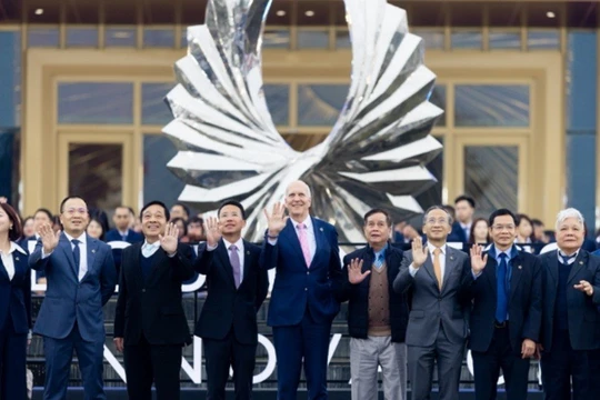 PVI - 30 năm: Từ ngọn lửa dầu khí đến định chế bảo hiểm - tài chính tỷ USD vươn tầm quốc tế