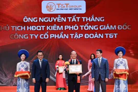 T&T Group được vinh danh tại Lễ tôn vinh doanh nhân, doanh nghiệp Thăng Long 2025