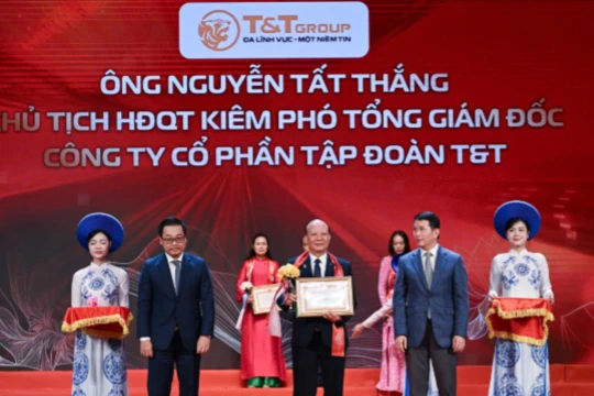 T&T Group được vinh danh tại Lễ tôn vinh doanh nhân, doanh nghiệp Thăng Long 2025