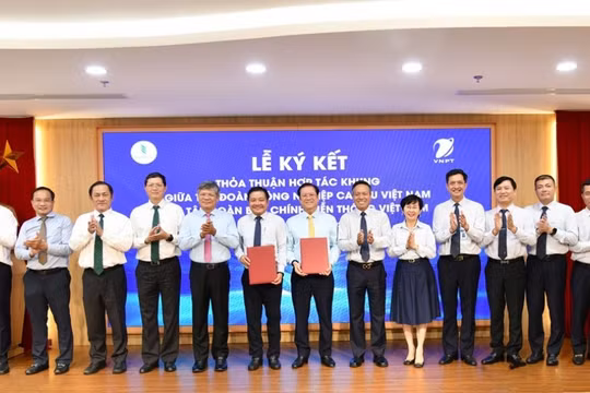 VNPT và VRG nghiên cứu phát triển mô hình khu công nghiệp công nghệ số