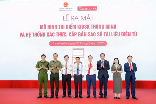 Agribank đồng hành cùng tỉnh Thanh Hoá triển khai mô hình Kiosk hành chính công thông minh 