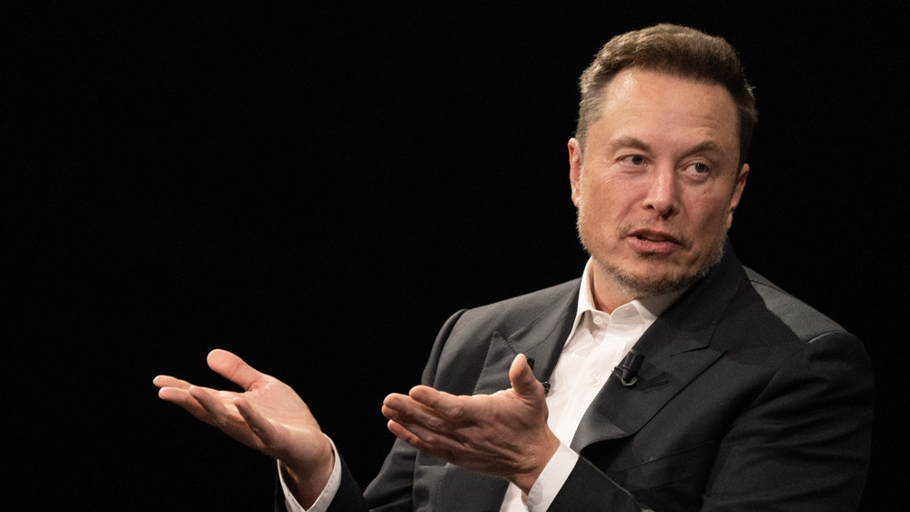 Elon Musk "suýt khóc" trong hội nghị báo cáo thu nhập "thảm họa" của Tesla  | VIETTIMES