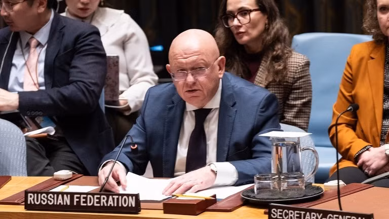 Đại diện thường trực của Nga tại Liên Hợp Quốc, Vassily Nebenzia, ở thành phố New York, ngày 20/11/2025. Ảnh: Getty.