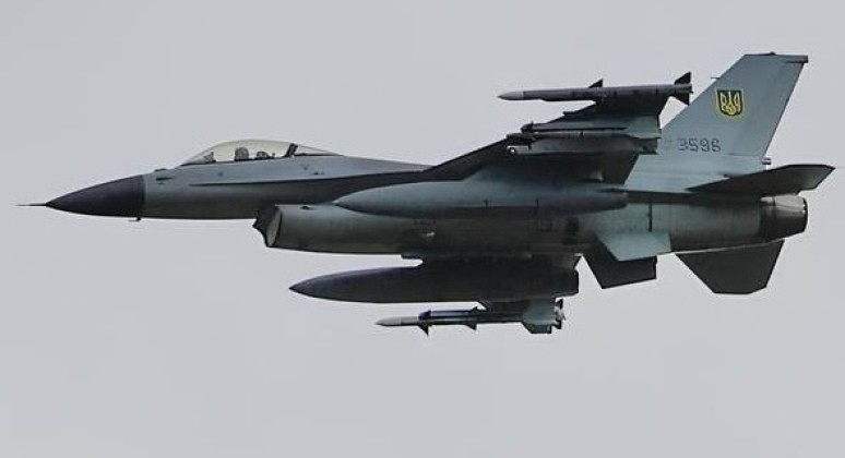 f-16-ukraine-phai-bo-sat-dat-phi-cong-thua-nhan-chien-thuat-nato-bat-luc-truoc-phong-khong-nga-2.jpg