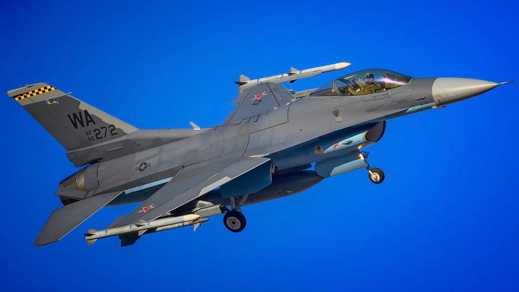 Một chiến đấu cơ F-16 do Mỹ chế tạo. Ảnh: MW.