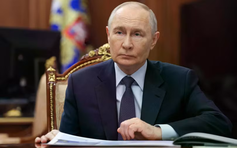 Ông Putin đã tăng cường an ninh xung quanh dinh thự yêu thích của mình vì lo sợ các cuộc tấn công bằng máy bay không người lái tầm xa từ Kiev. Ảnh: EPA.