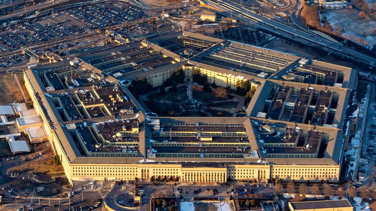 Lầu Năm Góc đã hạ mức đe dọa từ Nga. Ảnh: Getty.