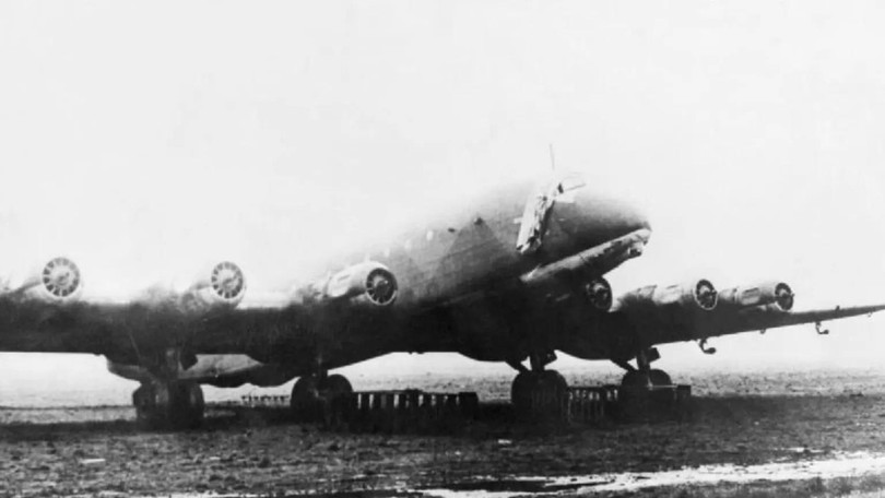 tu-b-52-den-tu-160-10-loai-may-bay-nem-bom-co-lon-lam-thay-doi-chien-tranh-tam-xa-10.jpg