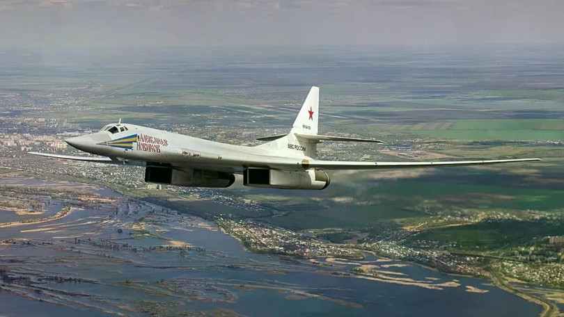 tu-b-52-den-tu-160-10-loai-may-bay-nem-bom-co-lon-lam-thay-doi-chien-tranh-tam-xa-2.jpg