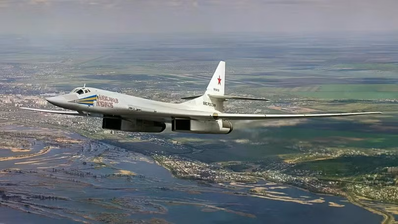 tu-b-52-den-tu-160-10-loai-may-bay-nem-bom-co-lon-lam-thay-doi-chien-tranh-tam-xa-2.jpg