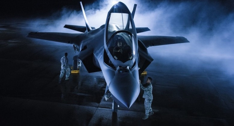 Chiến đấu cơ thế hệ 5 F-35A do Mỹ chế tạo. Ảnh: MW.