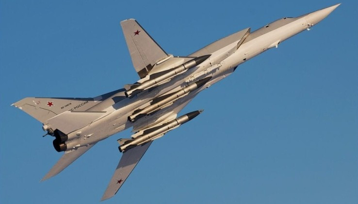 Máy bay ném bom Tu-22M3 được trang bị tên lửa Kh-22. Ảnh: MW.