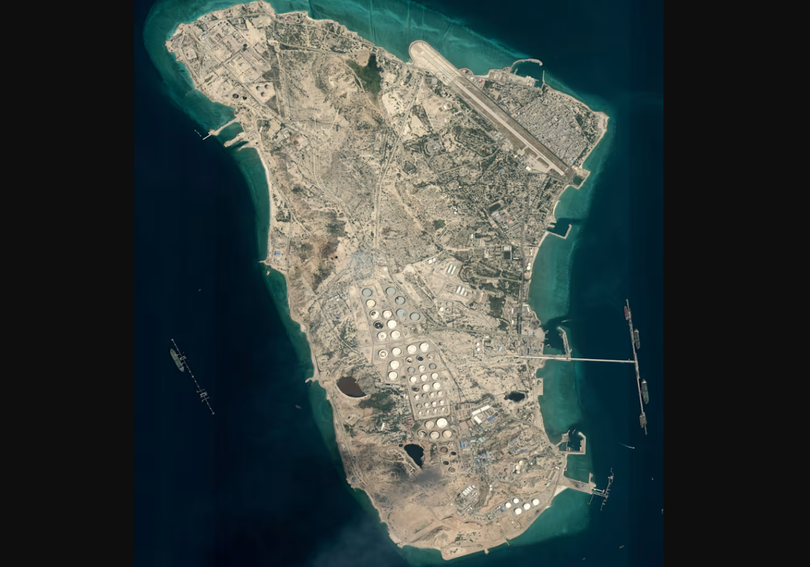 Ảnh vệ tinh cho thấy đảo Kharg của Iran vào ngày 11/3, trước khi Mỹ tiến hành các cuộc tấn công vào đảo. Ảnh: Airbus.