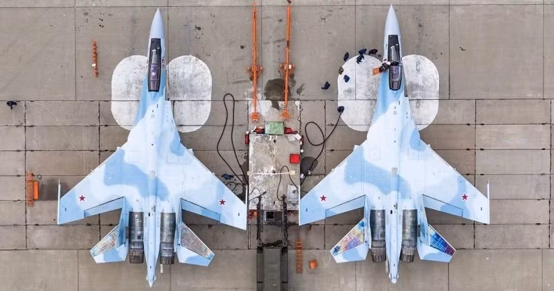 su-35-do-suc-f-35-chien-dau-co-nga-co-uu-the-nao-so-voi-may-bay-tang-hinh-hang-dau-cua-nato-2.jpg