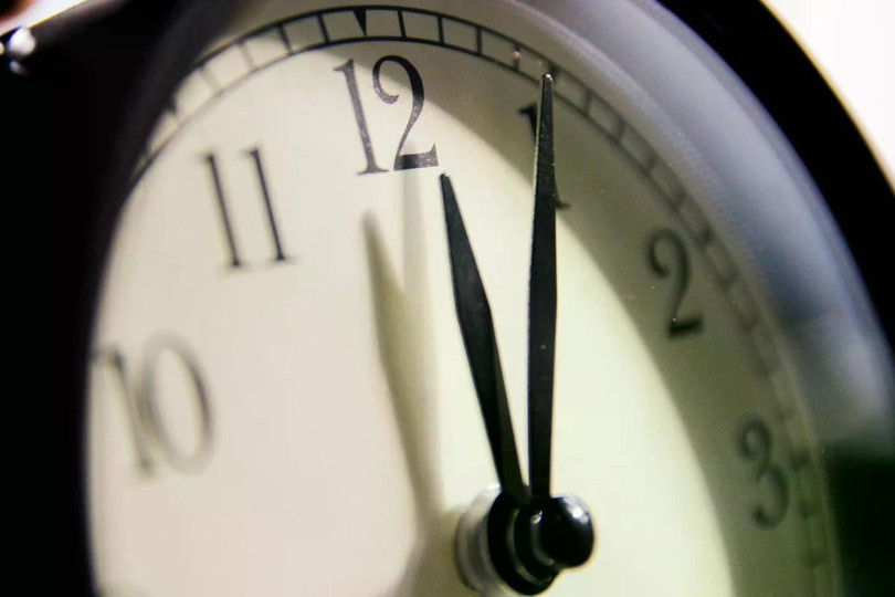 Một bước đột phá lý thuyết của các nhà khoa học Trung Quốc có thể giải thích tại sao thời gian chỉ trôi về phía trước. Ảnh: Getty.