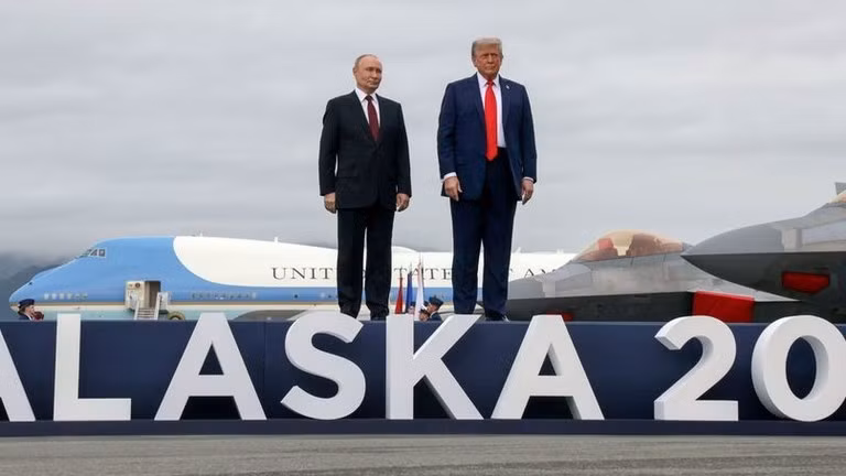 Tổng thống Mỹ Donald Trump gặp Tổng thống Nga Vladimir Putin tại Anchorage, Alaska, Mỹ, ngày 15/8/2025. Ảnh: Sputnik.