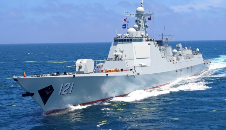 Tàu khu trục lớp Type 052D của Trung Quốc. Ảnh: MW.