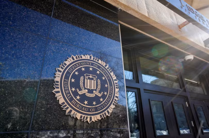 Hình ảnh cận cảnh tòa nhà FBI tại Washington, D.C., Mỹ ngày 1/2. Ảnh: Reuters.