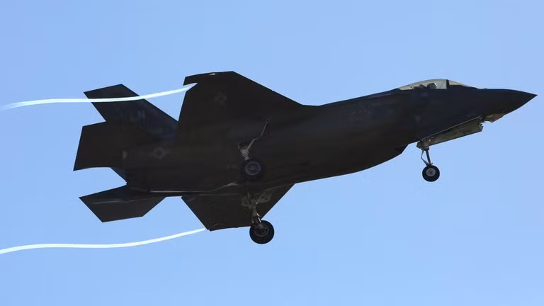 Một chiếc chiến đấu cơ F-35 của Không quân Mỹ. Ảnh: Getty.