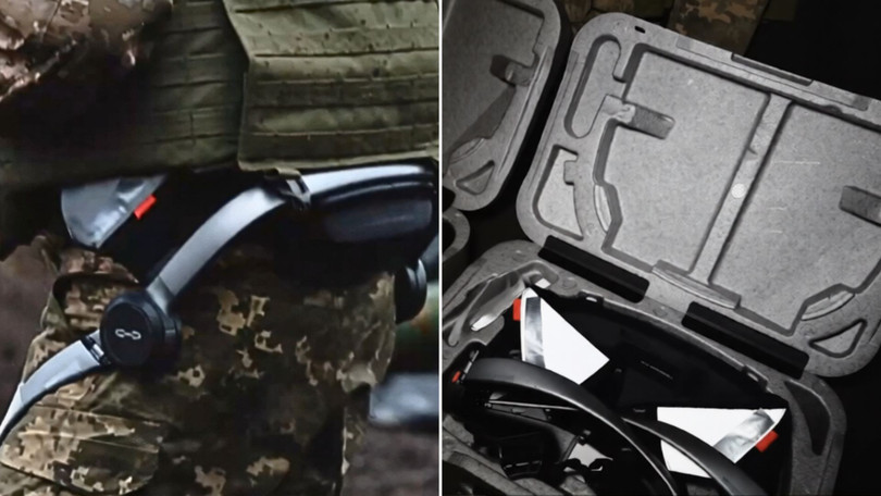 Việc mang vác những quả đạn pháo nặng để nạp đạn thủ công rất tốn sức, vì vậy Ukraine đang tăng cường sức bền và tốc độ của binh lính thông qua thiết bị đeo trên người. Ảnh: IE.