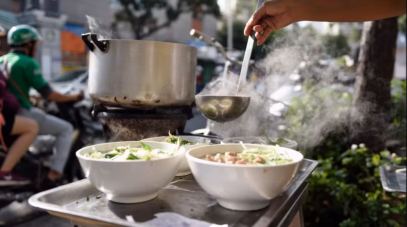 Phở Việt Nam lọt top 20 món súp ngon nhất thế giới do CNN TRavel bình chọn. Ảnh: CNN.