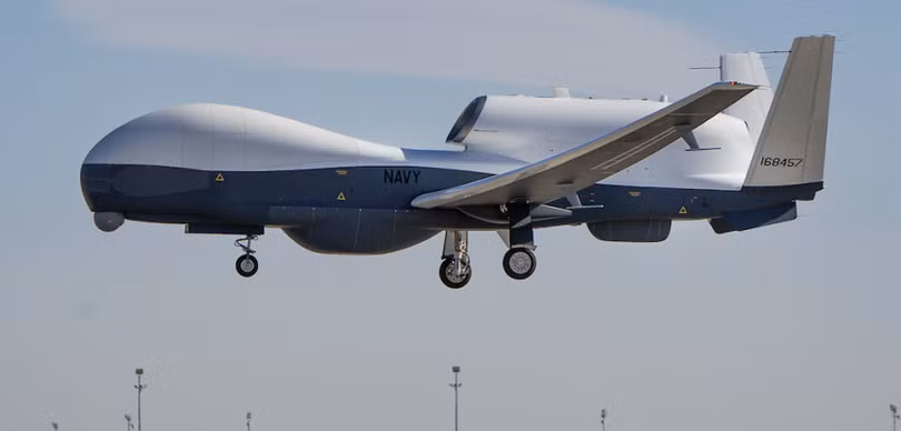 Máy bay không người lái MQ-4C Triton của Hải quân Mỹ. Ảnh: MW.